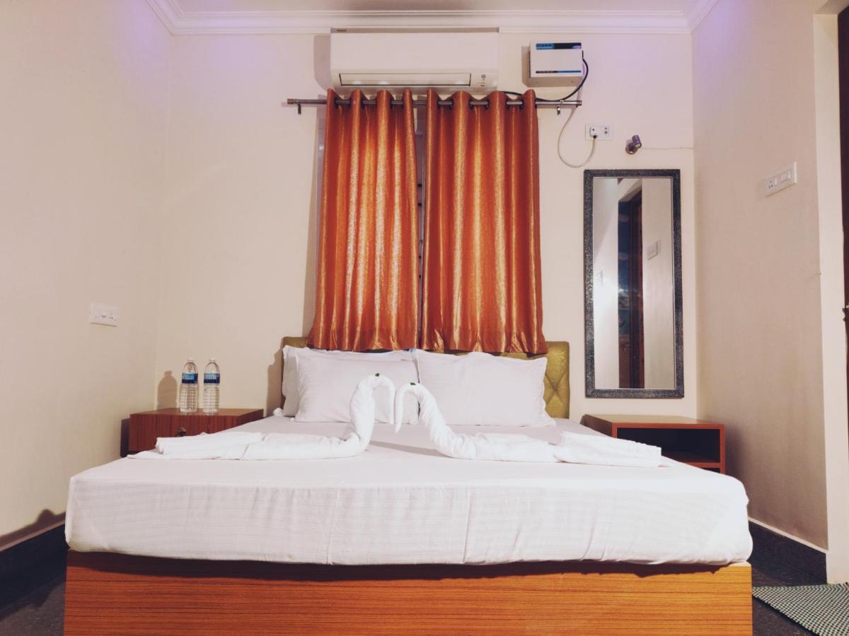 S3 Beach House Pondicherry Exterior photo